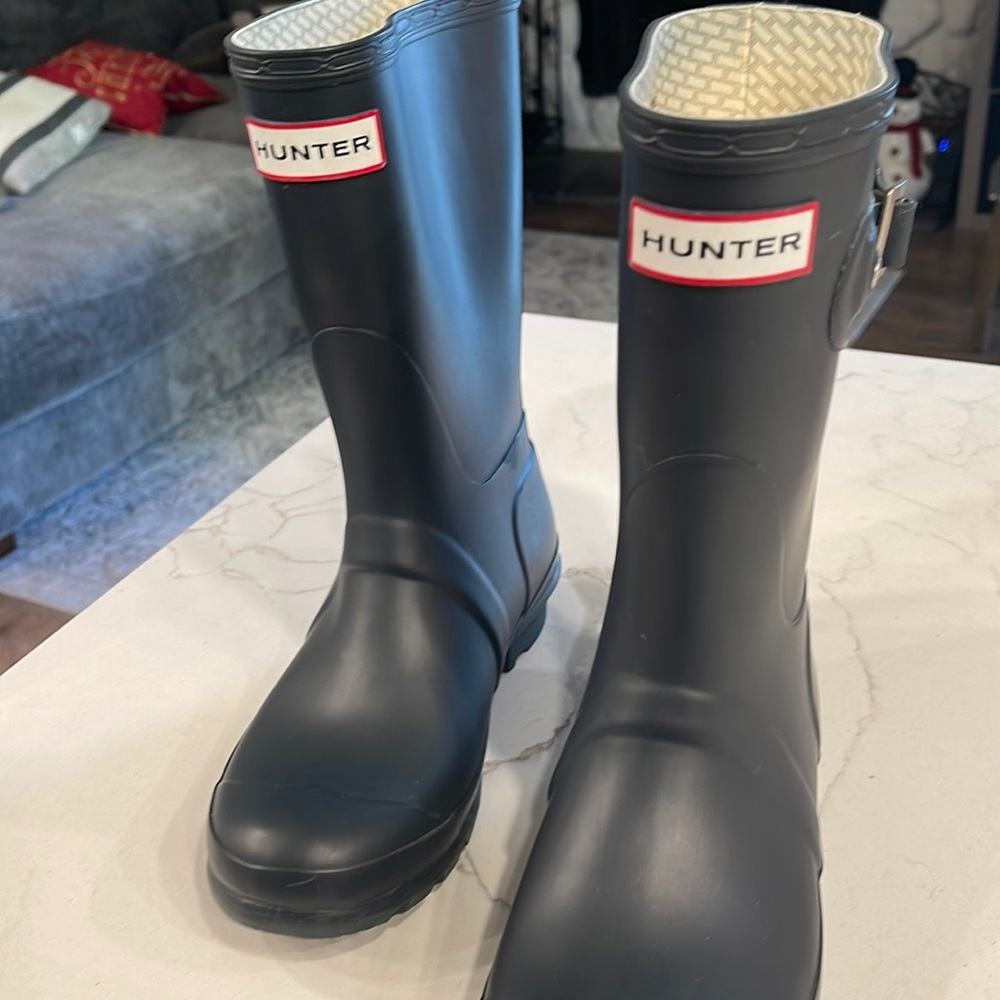 Used hunter rain boots